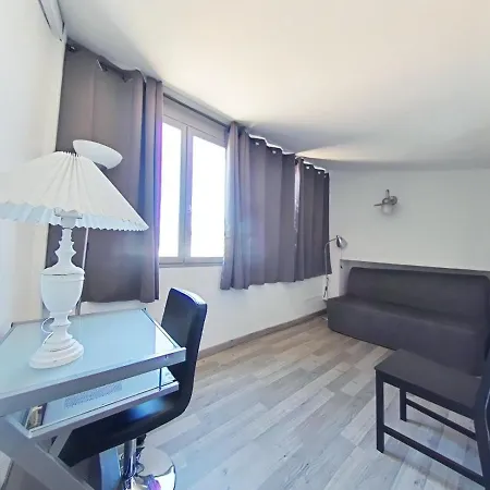 Apartmán 41 3, Rue Trivalle *